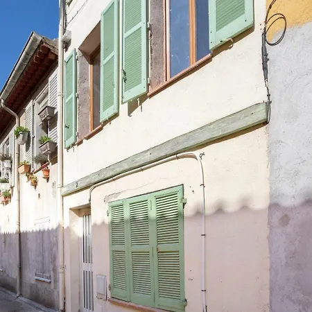 Charming Studio In The Heart Of The Old Town Of * Antibes