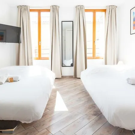 Apartment Charming Studio In The Heart Of The Old Town Of Antibes
