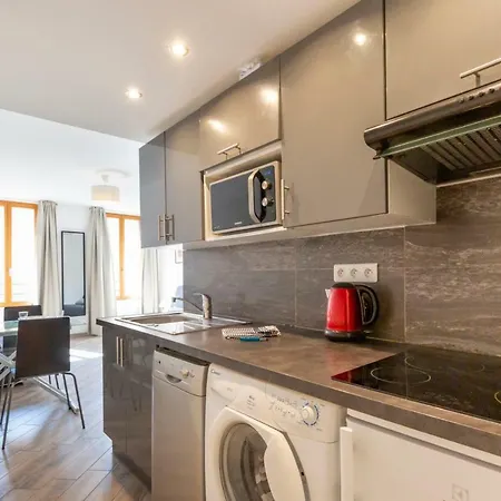 Charming Studio In The Heart Of The Old Town Of Apartment Antibes