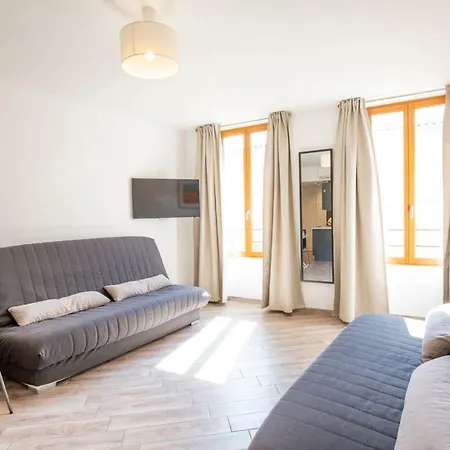 Charming Studio In The Heart Of The Old Town Of Antibes